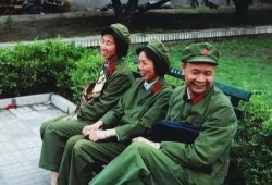 娱乐吃瓜酱解放军,娱乐吃瓜酱视角下的解放军风采