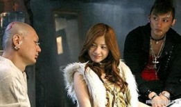 蛇舌日本电影观看在线,暗黑复仇的幽冥之旅