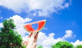 吃瓜娱乐的背景图片怎么弄,图片解析