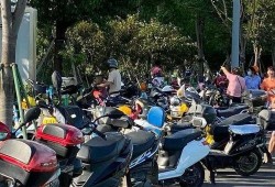 宁波电瓶车爆料事件最新,真相与争议交织的街头冲突